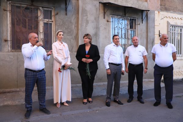 «Ուժը Հայրենյաց» կուսակցության անդամներն այցելում են տարբեր վարչական շրջաններ