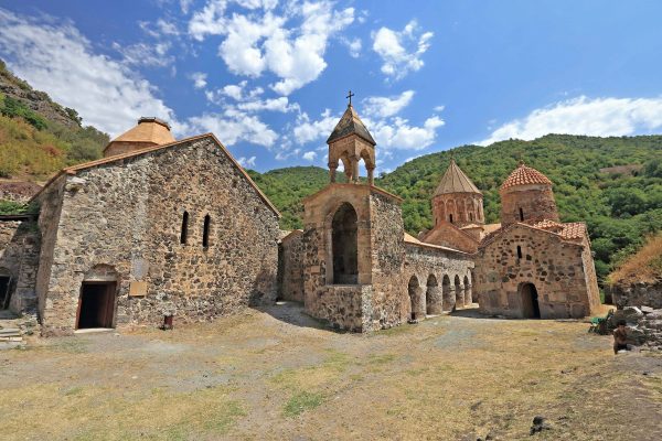 Ադրբեջանական հերթական սրբապղծությունը Դադիվանքում